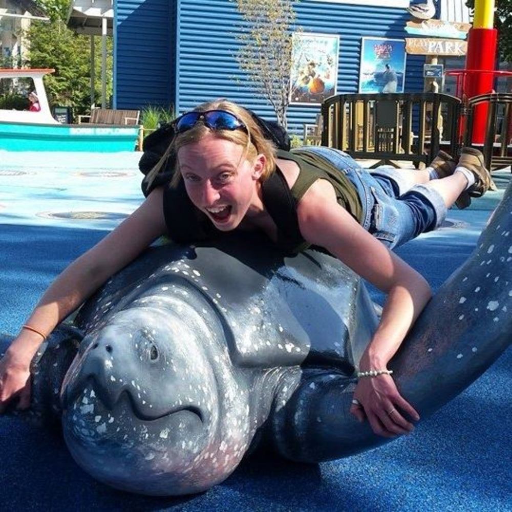 Meet your Posher, Liz